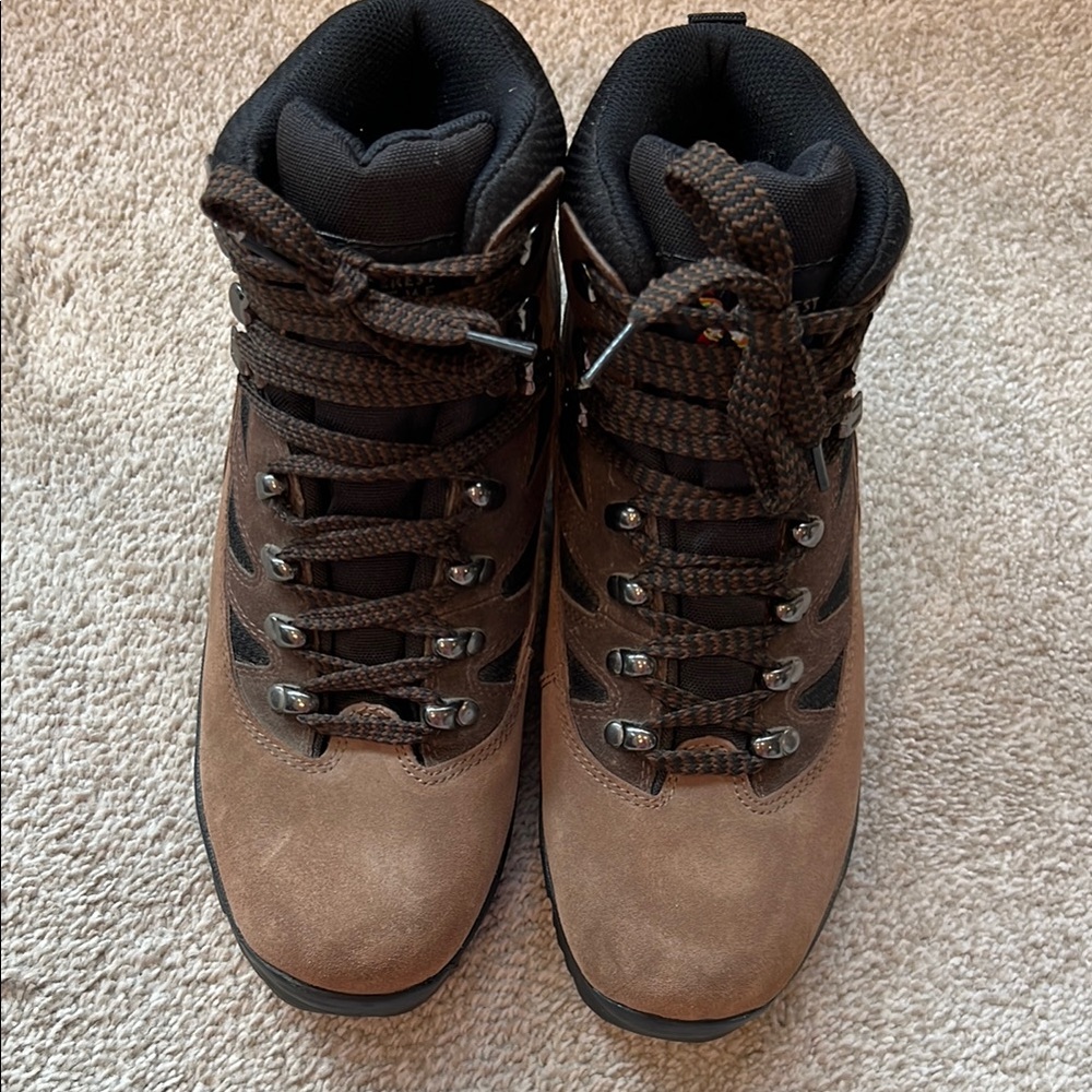 Women’s Everest Extreme Brown Hiking/& Snow Boots Size 9.5